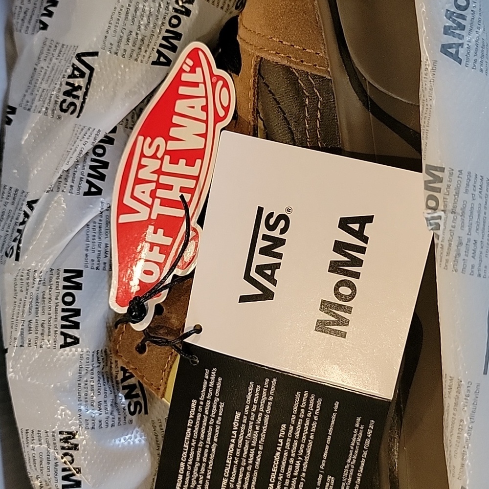 Vans x MOMA Salvador Dali